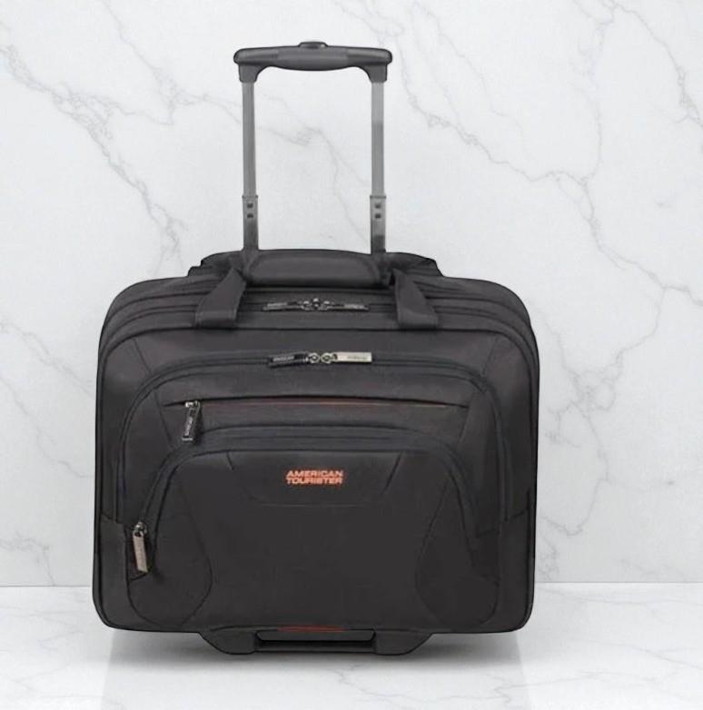 at work rolling tote