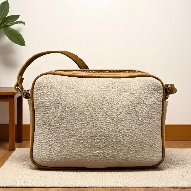 trico beige